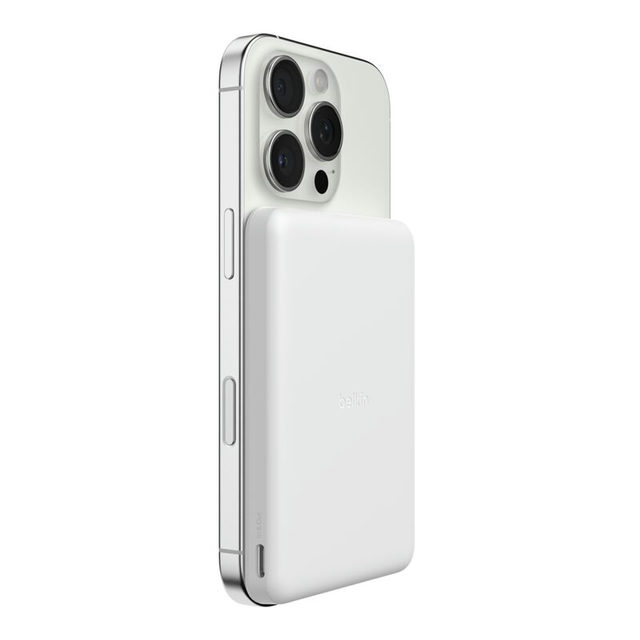 Belkin BoostCharge Slim Magnetic Power Bank 5K Includes 60 cm USB-C to USB-C Cable White