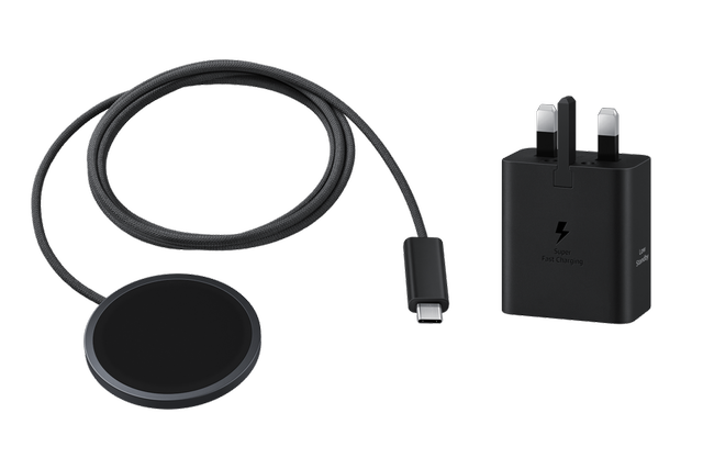 Samsung Magnetic Wireless Charger 45W Power Adapter 3-Pin