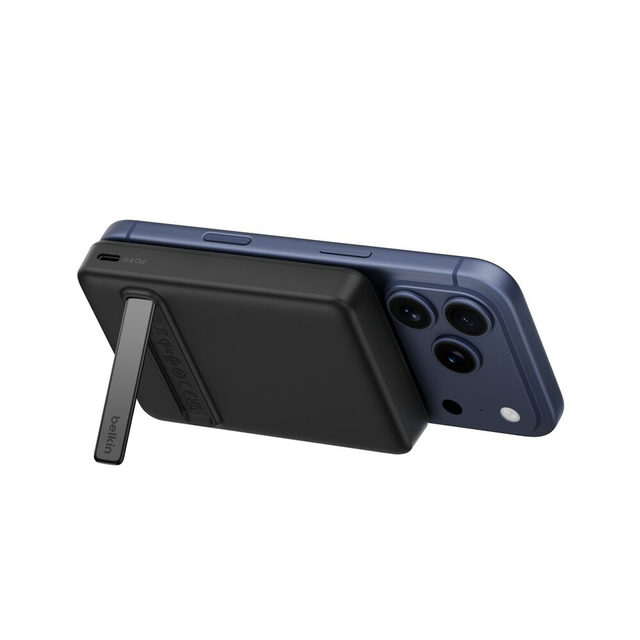 Belkin BoostCharge Slim Magnetic Power Bank 10K with Stand Qi2 Includes 60 cm USB-C to USB-C Black